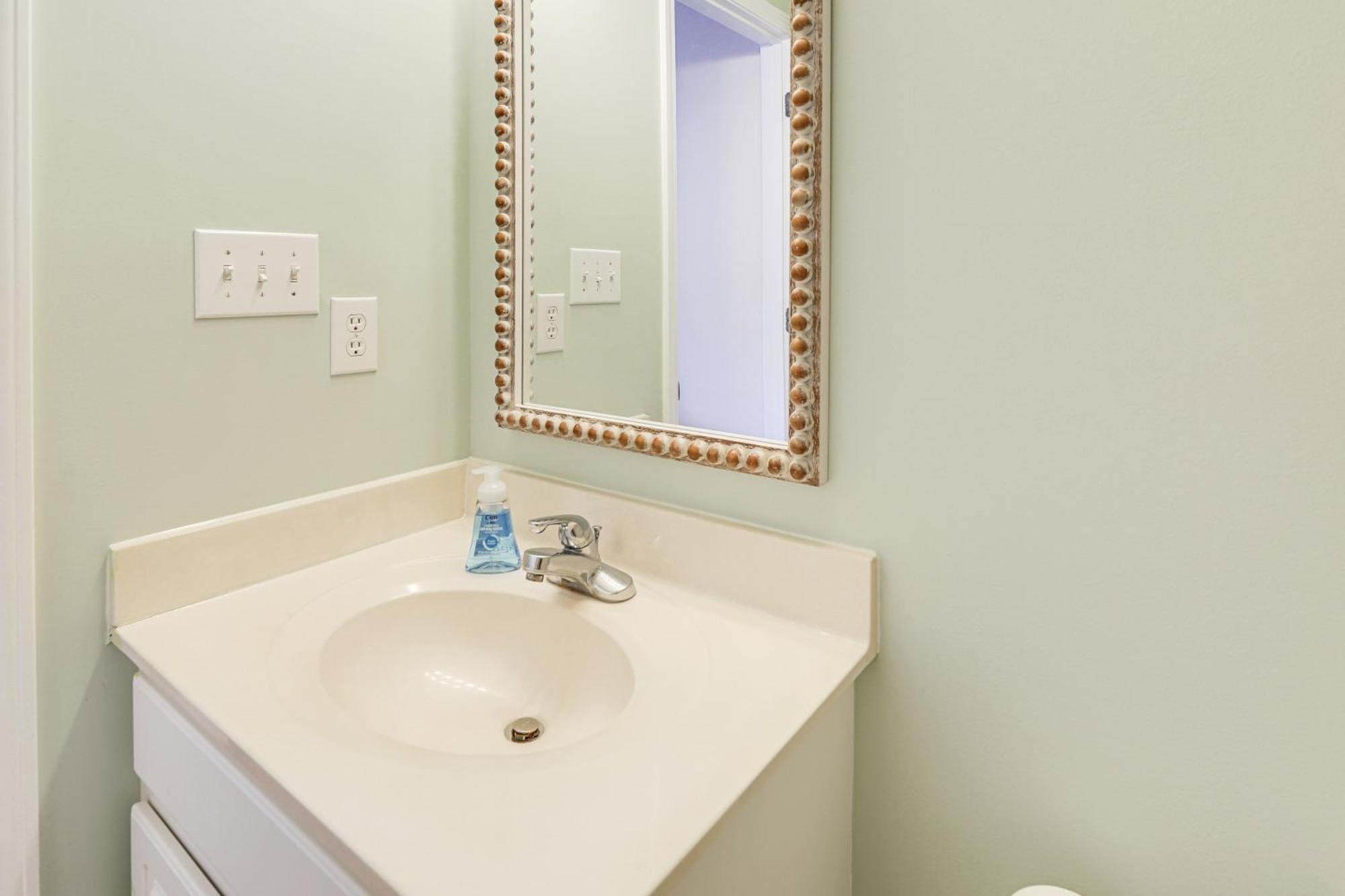 Well-Equipped Emerald Isle Townhome Pets Welcome! Eksteriør billede