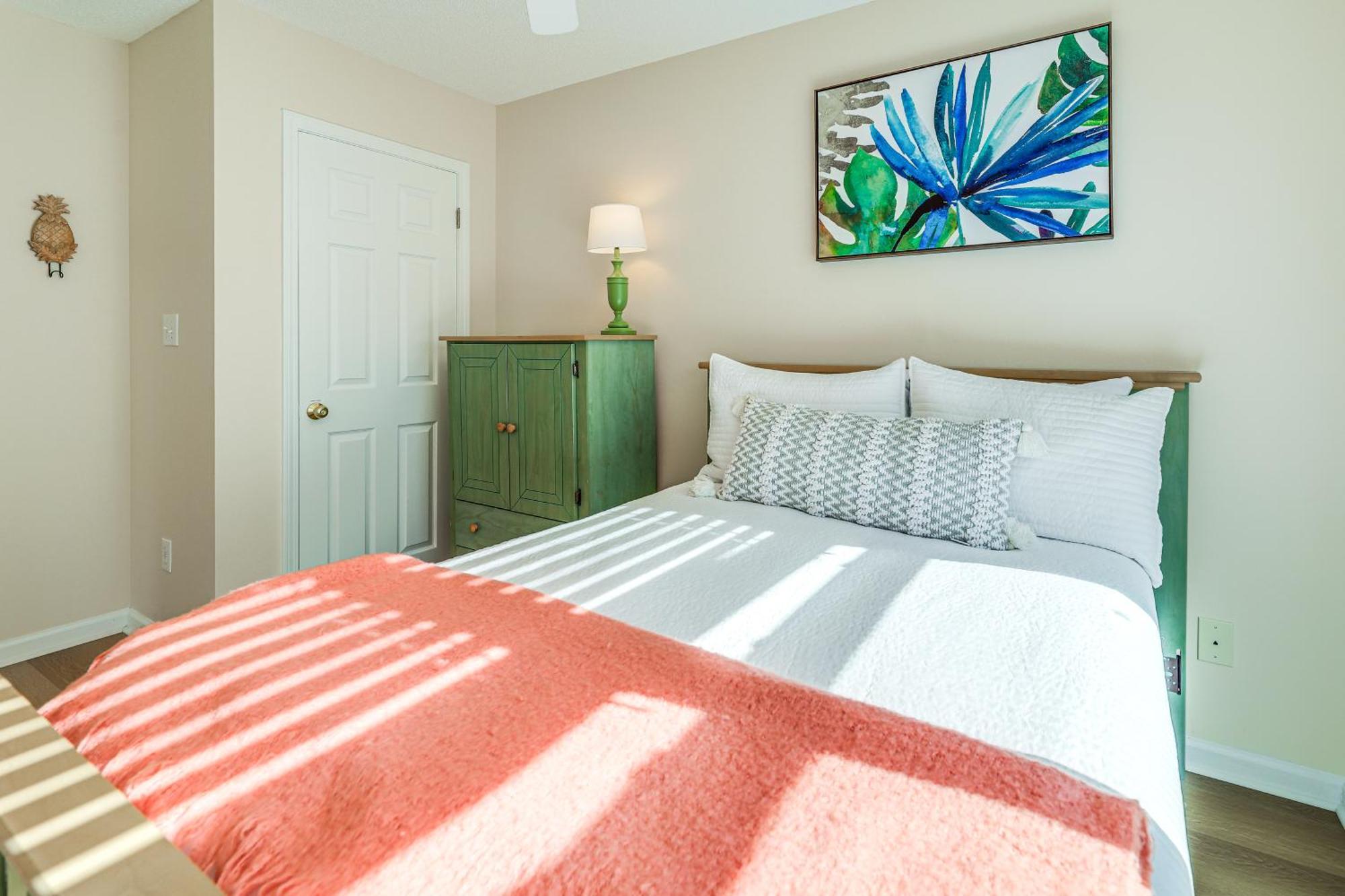 Well-Equipped Emerald Isle Townhome Pets Welcome! Eksteriør billede