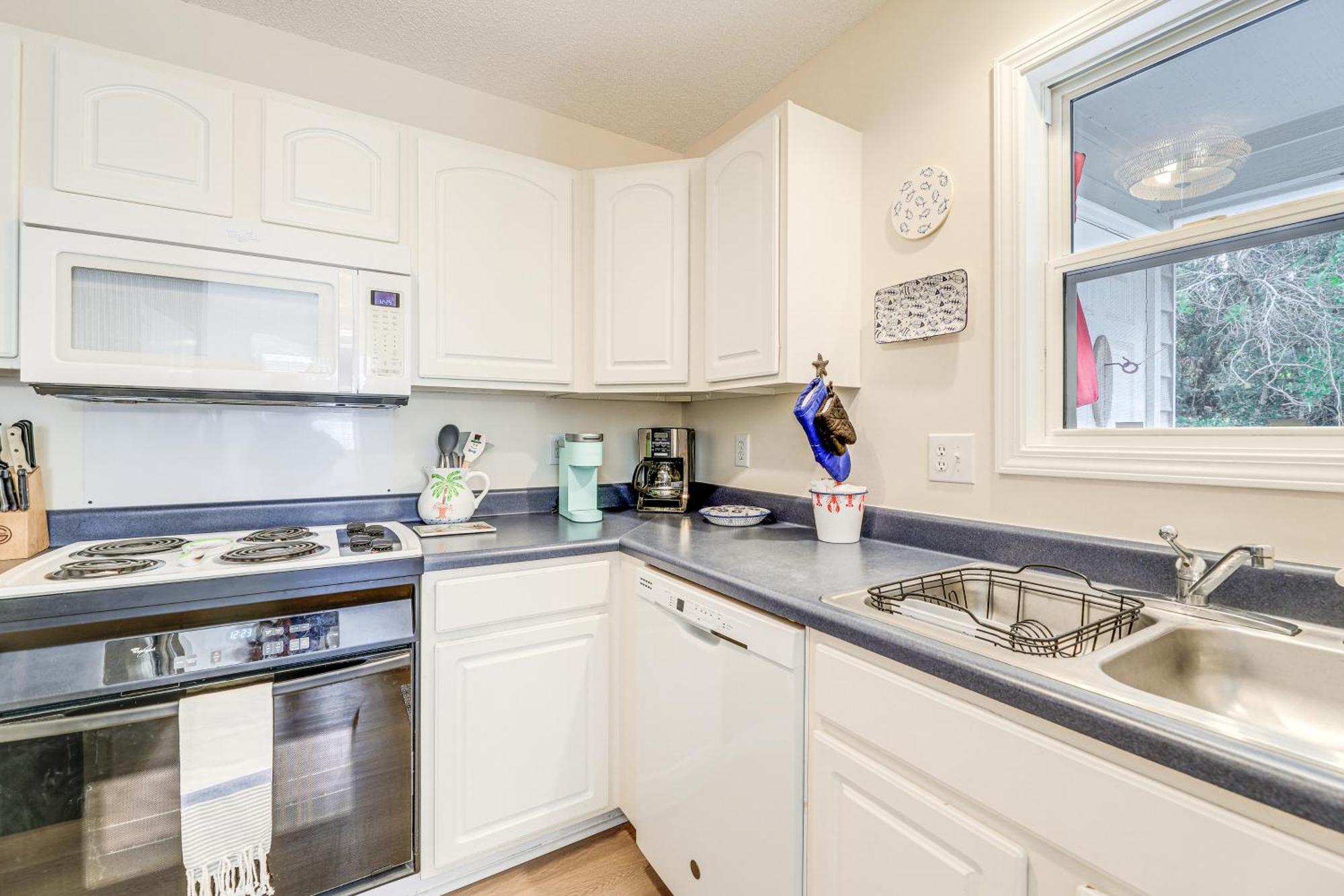 Well-Equipped Emerald Isle Townhome Pets Welcome! Eksteriør billede
